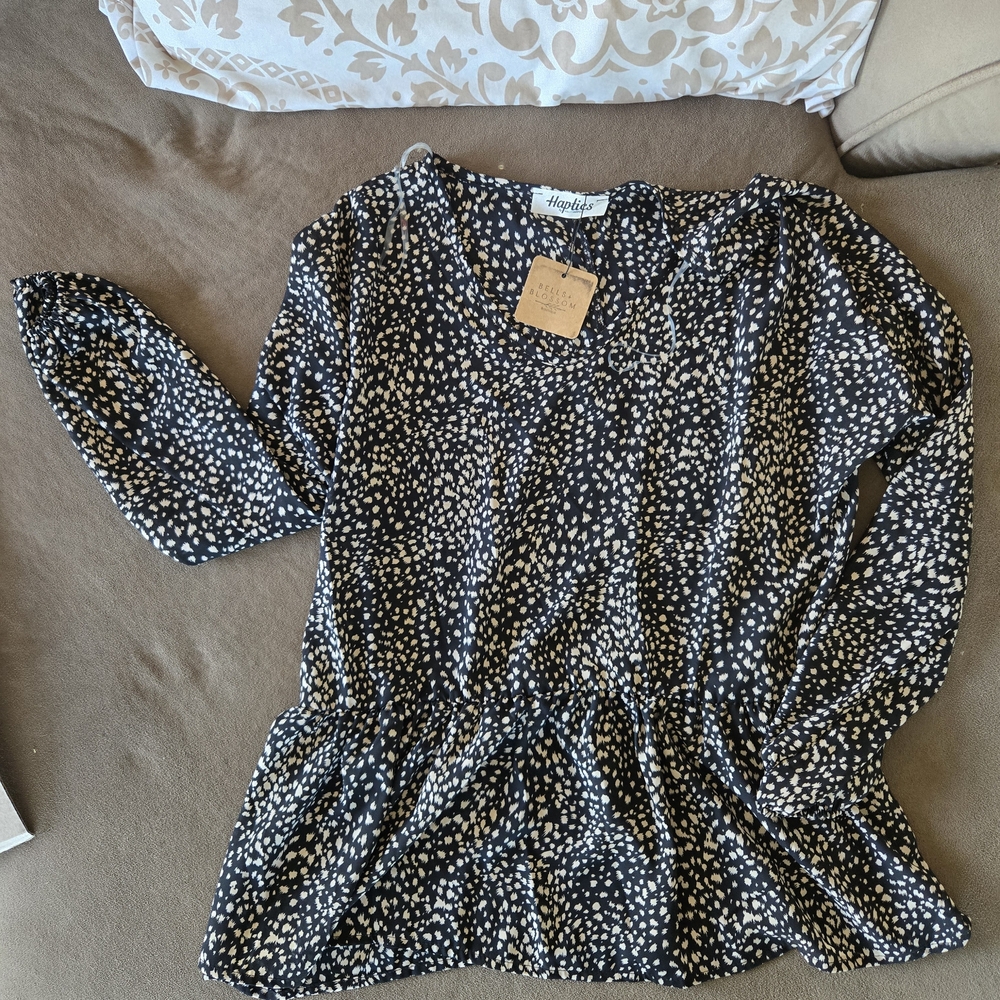Hush Puppies Black and White Women's Top